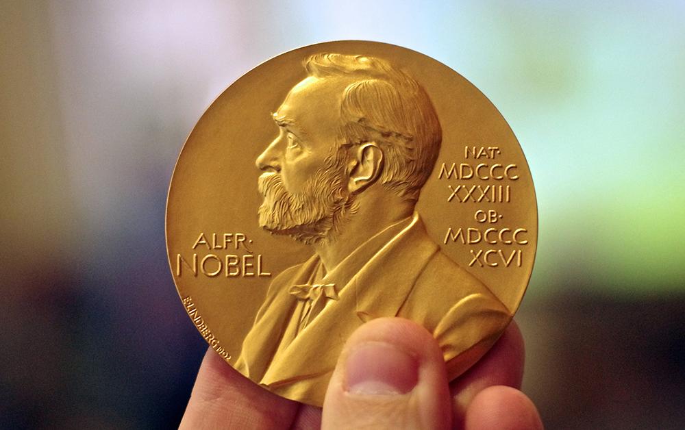 Лукашенко выдвинули на Нобелевскую премию мира, пока в шутку